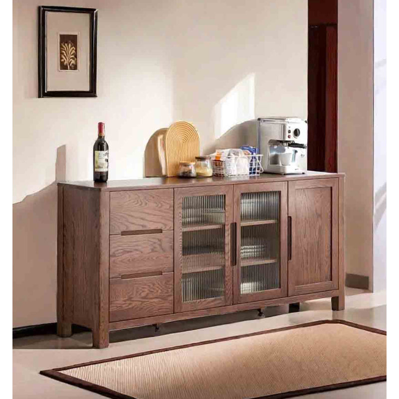 Buffet en chêne européen, Noyer