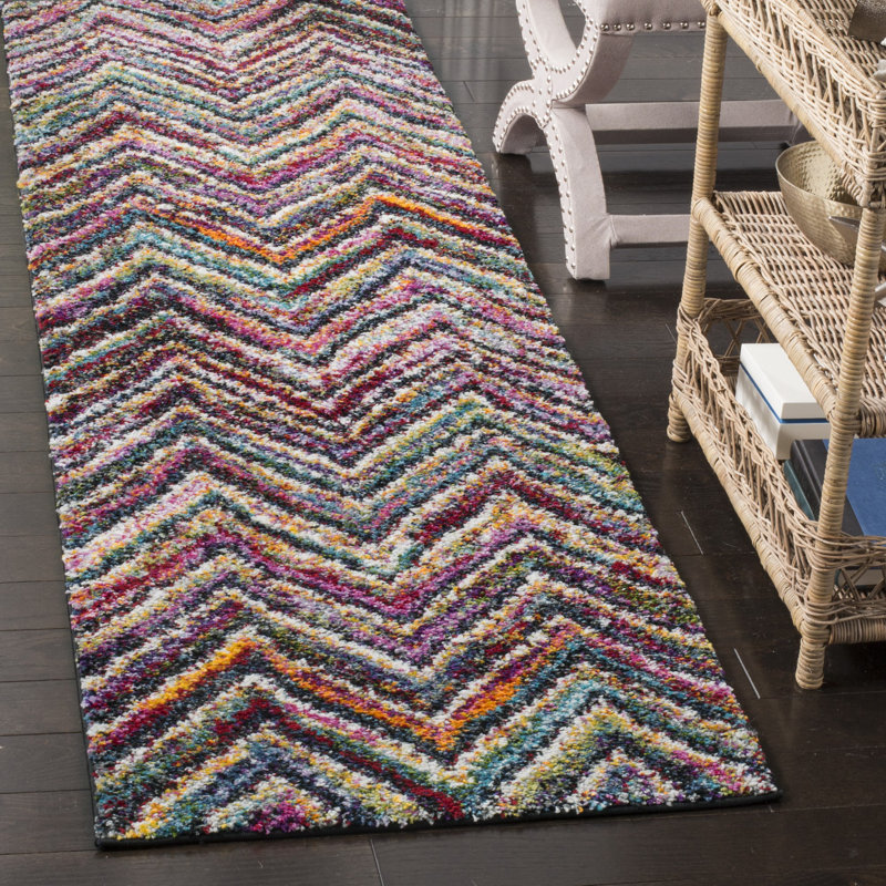 Gleno Performance Chevron Rug, Runner 2'3" x 8'