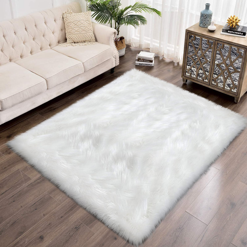 Shag Fluffy Faux Sheepskin Area Rug in White, Rectangle 5' x 6'7"