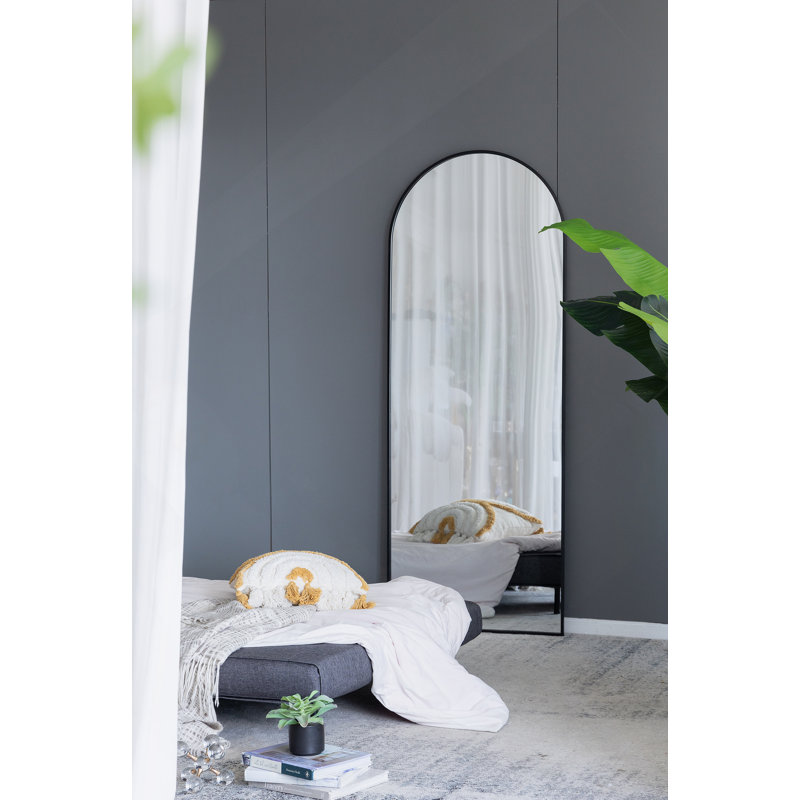 Miroir 28 po x 1 po x 74 po Celine, Noir