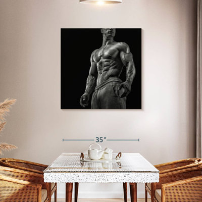 Senne Muscular Man