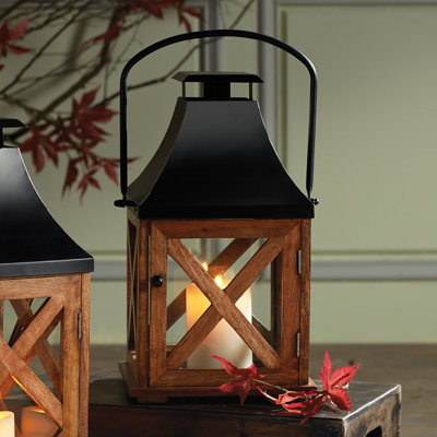 Hyuk 16.75 " Lantern
