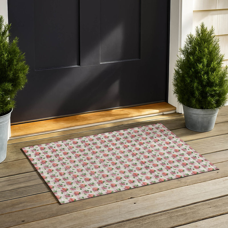 Tapis intérieur / extérieur lavable à la machine Chantille ACN2865 Strawberries, Rosé, 2 pi 6 po x 3 pi 10 po