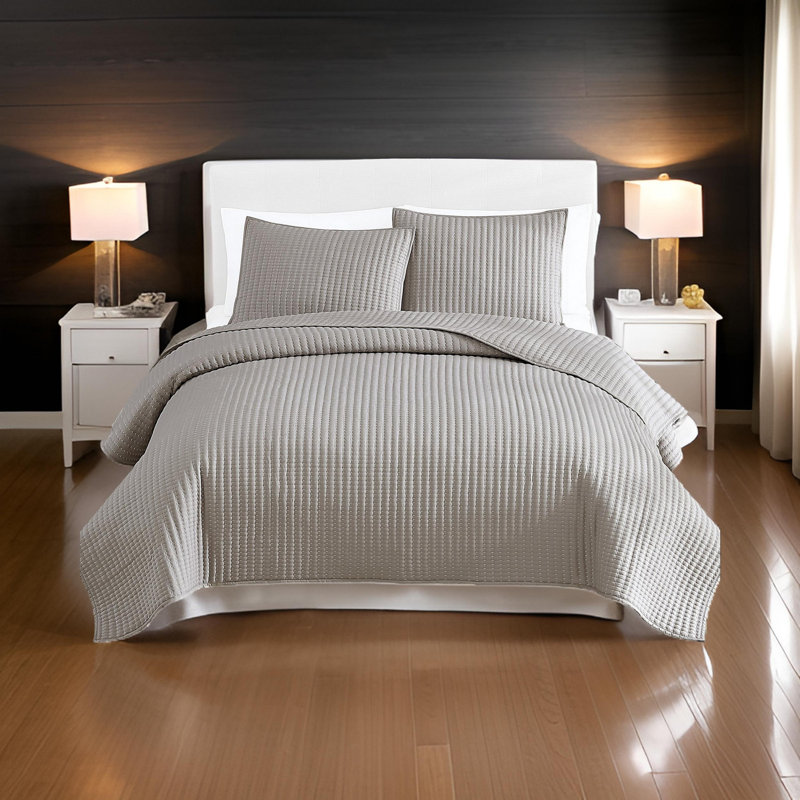 Tan Beige Microfiber 3 Piece Quilt Set, King Quilt + 2 King Shams
