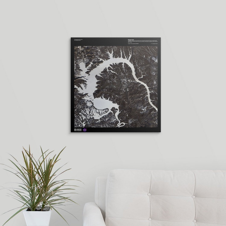 « dragon lake-usg earth », reproduction d’impression, H 20 po x l 19 po x P 1,5 po, Toile