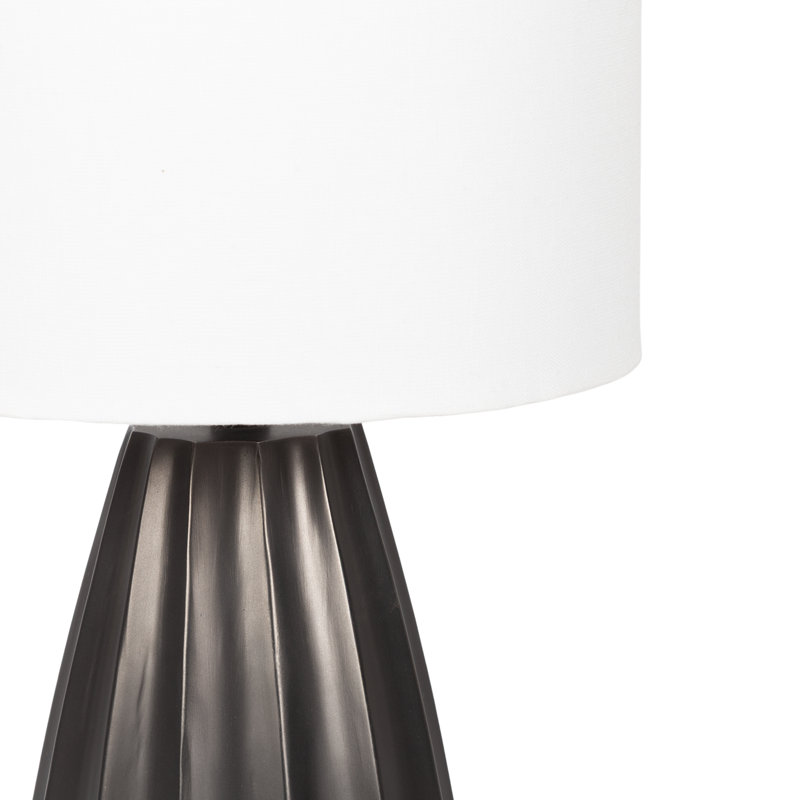 Modern Scalloped Bedside Table Lamp