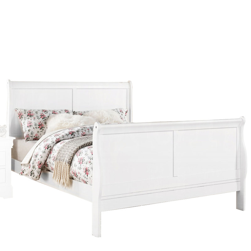 Grand lit blanc avec une finition et un design fonctionnel au look classique