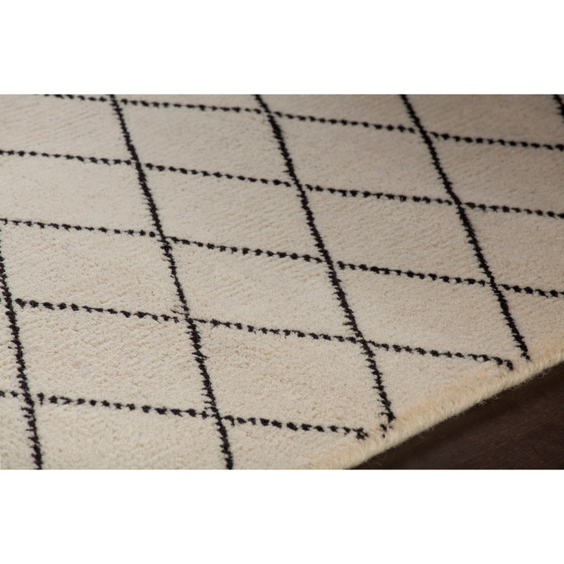 Gaia Wool Geometric Area Rug in Cream, Rectangle 5' x 7'6"