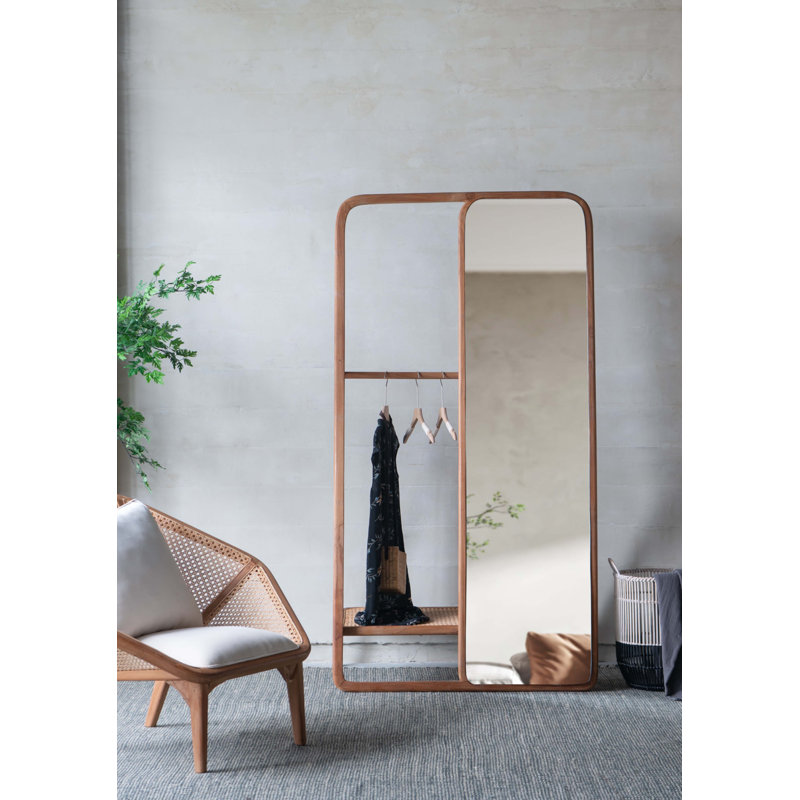 Cintre 38 po x 23 po x 71,5 po avec miroir