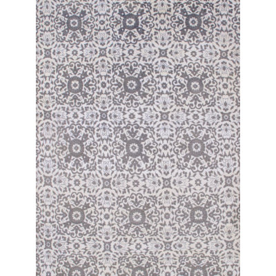 Floral Area Rug in Gray