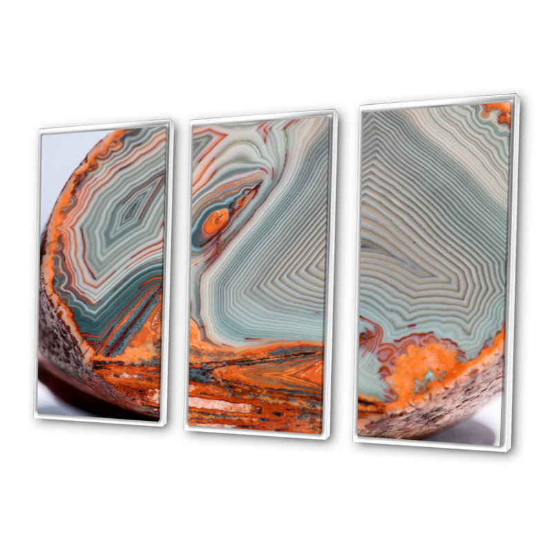 «Beautiful Lake Superior Agate», reproduction sur toile flottante 3 pièces, 32" H x 48" W