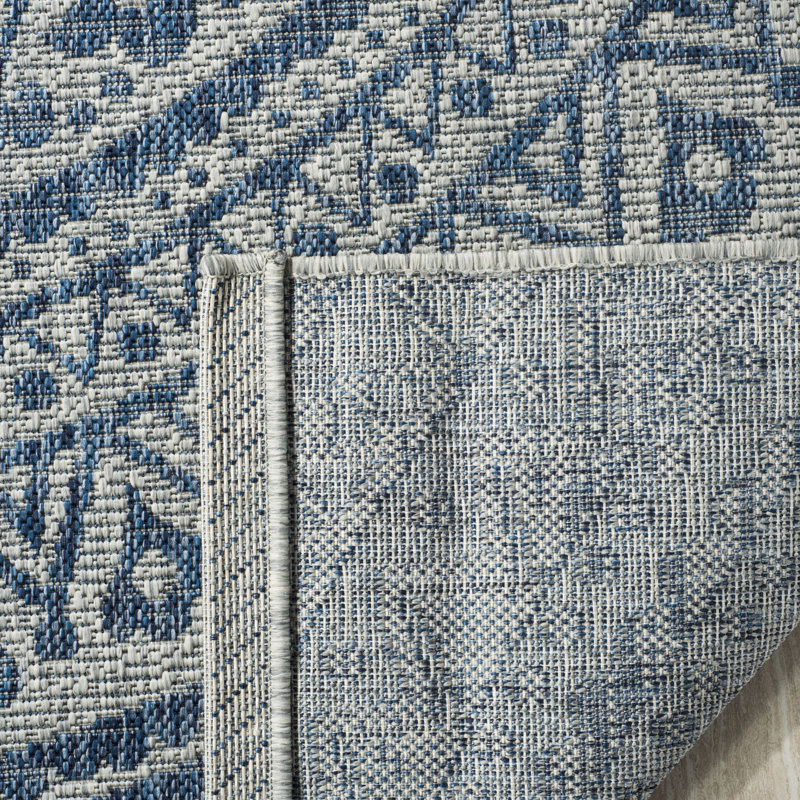 Erardo Hooked Indoor/ Outdoor Grey/Blue Area Rug, Rectangle 61 x 109 cm