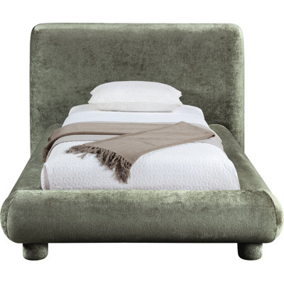 Huckstep Chenille Fabric Bed