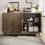 Buffet sculpté à 4 portes avec panneau réglable