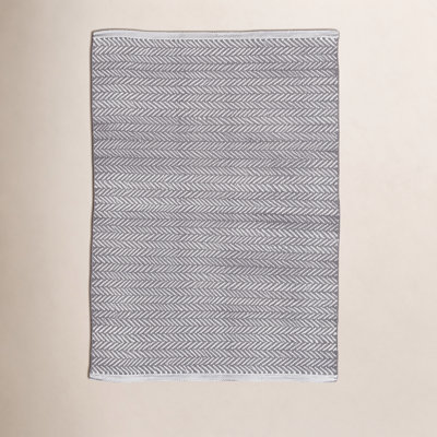 Herringbone Shale/White Handwoven Indoor/Outdoor Rug