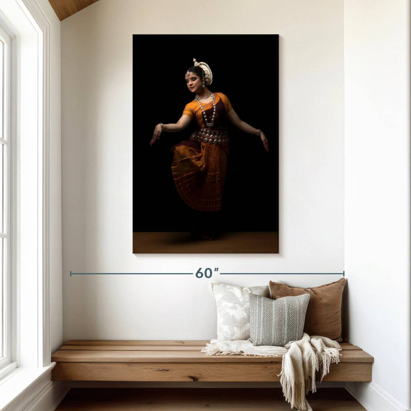 Enn Indian Odissi Dancer, H 48 po x l 32 po