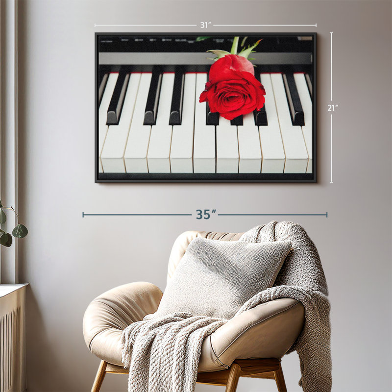 «Rose On Piano Keys», reproduction sur toile, H 21 po x l 31 po