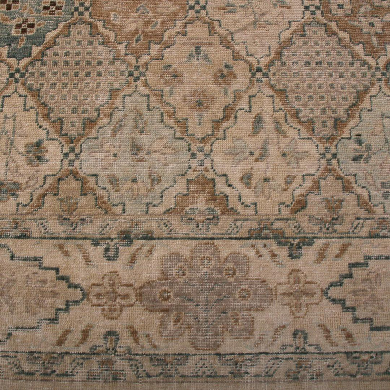 Distressed Homage Hand Knotted Wool Geometric Area Rug, Rectangle 8' x 10'
