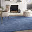 Tapis uni bleu marine en polypropylène tissé à la machine 8 pi x 10 pi