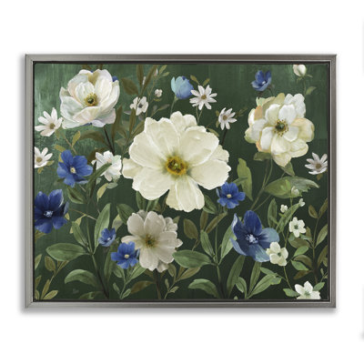 Floraison de fleurs dans la nature