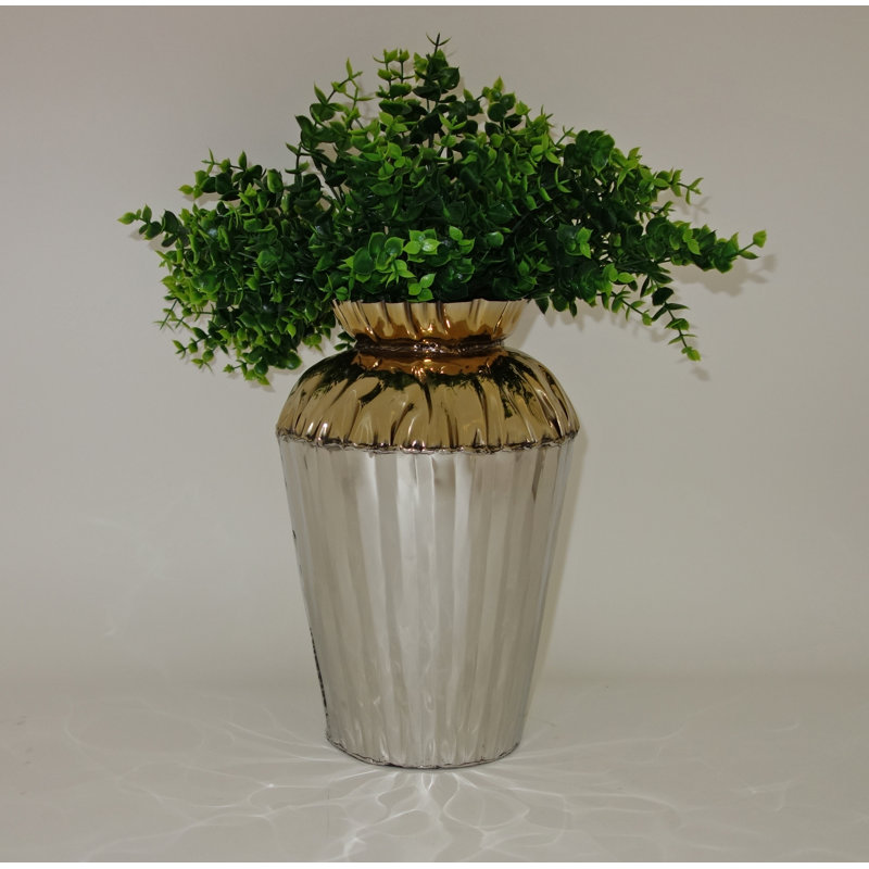 Vase de table en acier inoxydable Schreffler, H 12 po x l 8,5 po x P 8,5 po