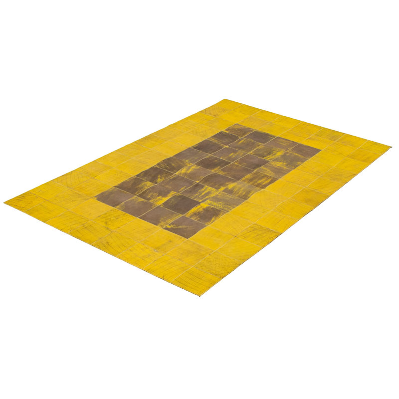 Tapis brun / jaune en cuir de vache fait à la main 5 pi x 8 pi