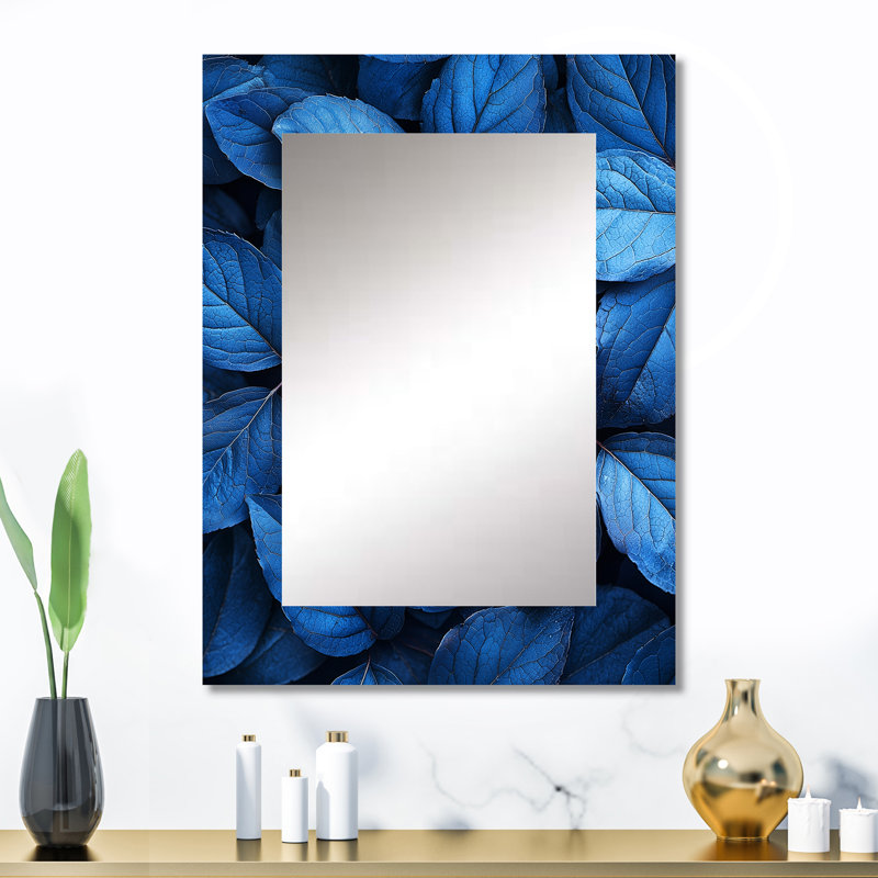 Midnight Blue Leaves Tranquility I - miroir à feuilles, miroir mural traditionnel unique, impression sur métal, 32 po x 24 po
