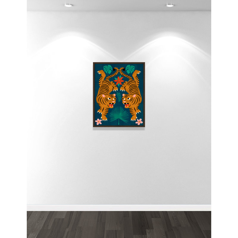 «Jungle Tigers Print» par Cantwell, Grain de bois noyer, L 23,5 po x H 29,5 po, Framed Print