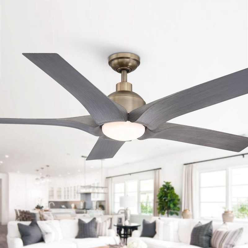 Ventilateur de plafond 56 po avec lumières DEL et télécommande Berenise