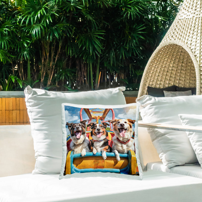 Coussin d'extérieur «Dogs on Roller Coaster» par Jim Baldwin