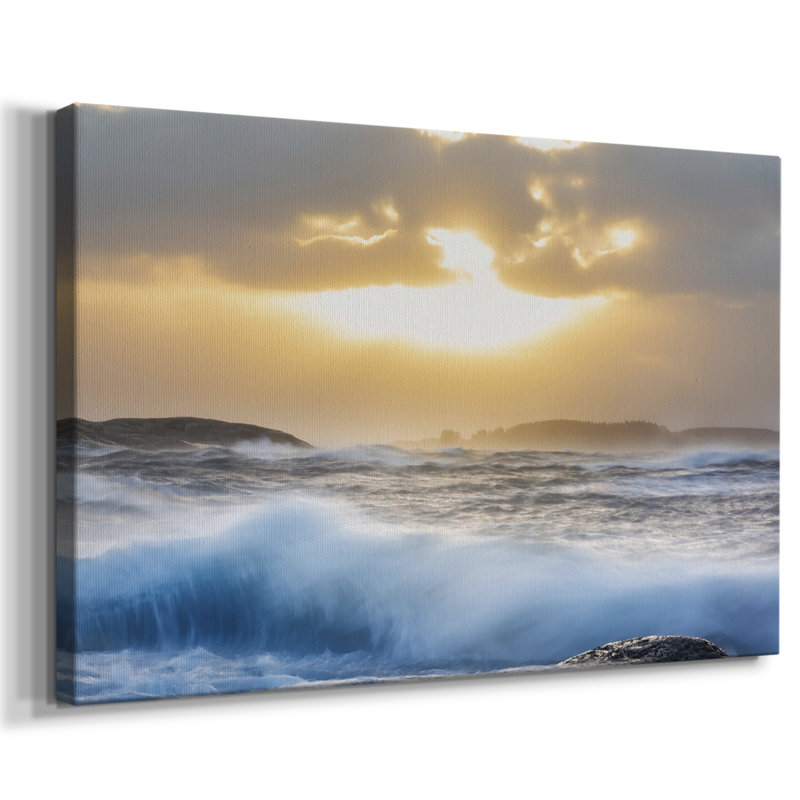 Crash of the Ocean - Gala Cavas, 12 x 18