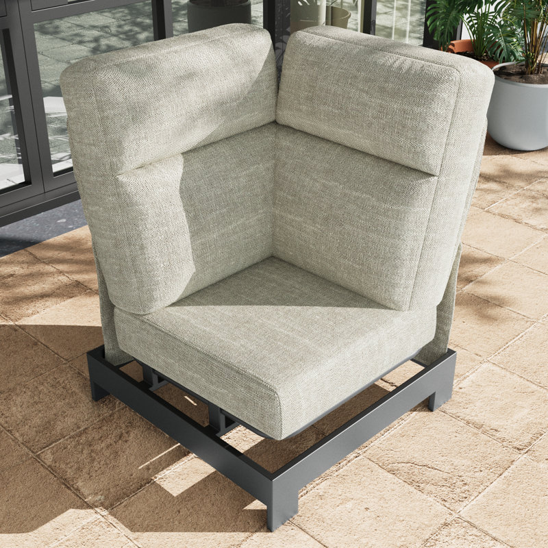 Outdoor Lounge Chair