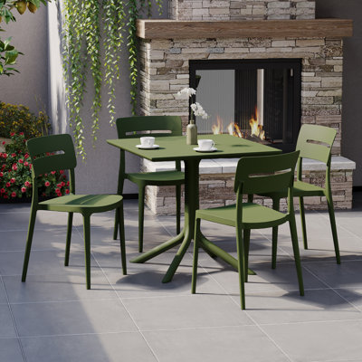 Ensemble repas carré pour 4 personnes