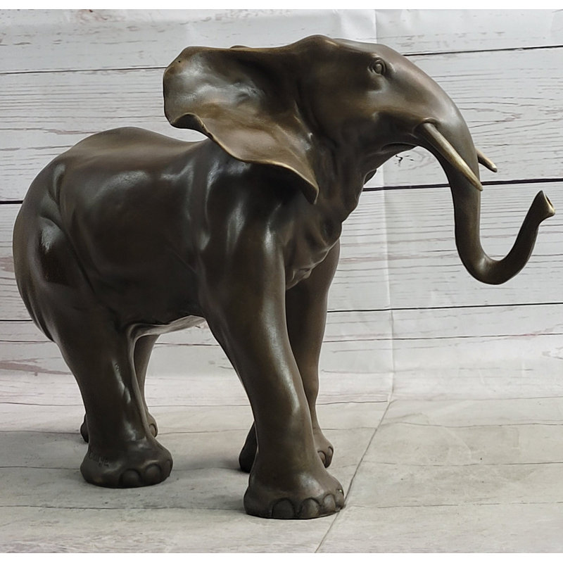 Figurines et sculptures Yosiel