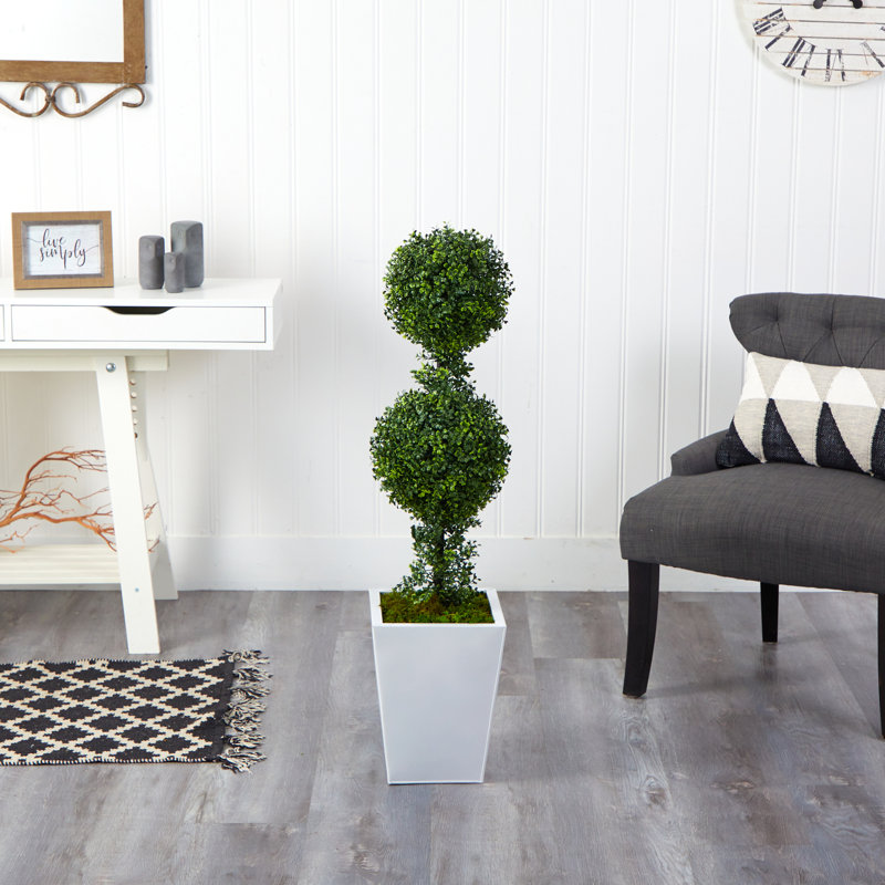Topiaire de buis artificiel 42 po en pot