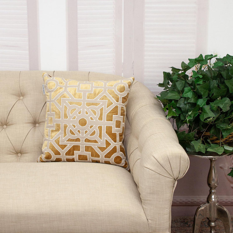 Parkland Collection Hazel Transitional Gold Throw Pillow, Gold