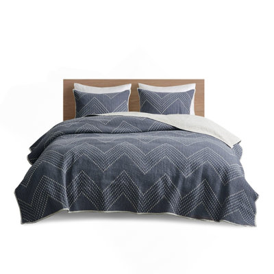 INK+IVY Pomona 3 Piece Embroidered Cotton Quilt Set, Navy King/Cal King, Modern Casual Design With Antimicrobial Treatment