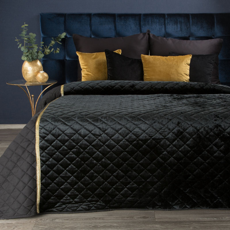 Primeaux Bedspread, Black