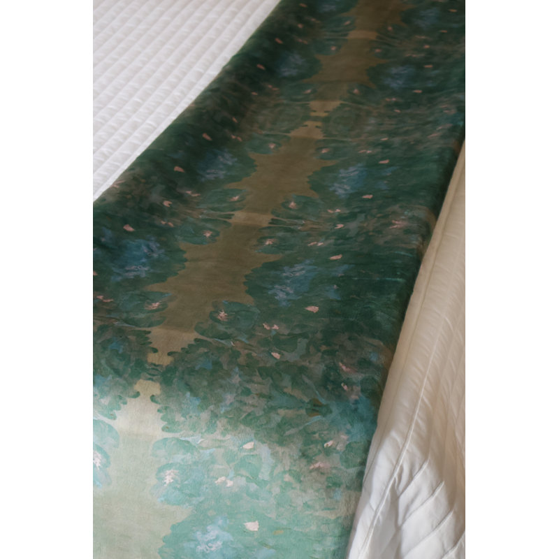Centerpiece Luxury Throw, Juniper