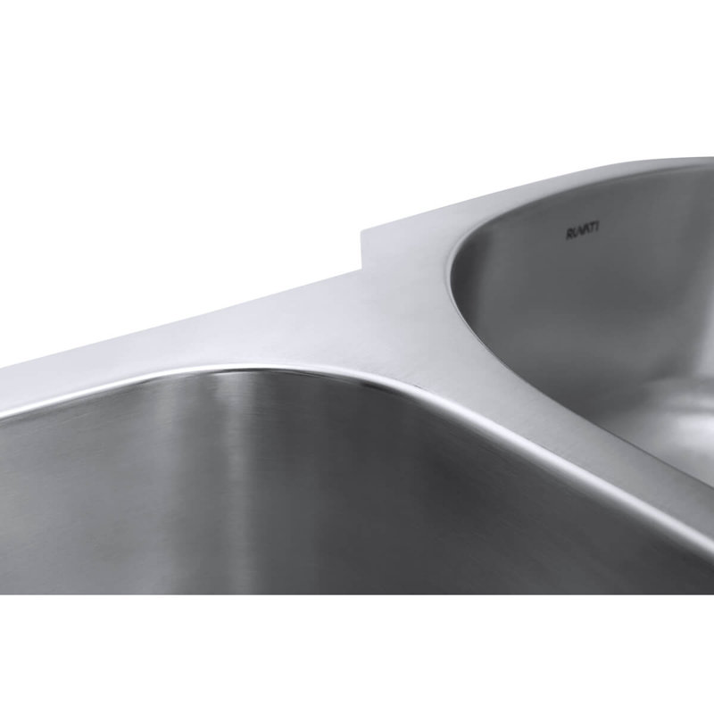 Ruvati 29-inch Undermount 60/40 Double Bowl 16 Gauge Stainless Steel Kitchen Sink