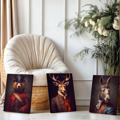 Ensemble de 3 affiches murales encadrées, portraits d'animaux vintage sur toile - Ours, cerf et âne majestueux en tenue royale - Style peinture à l'huile classique - Décoration intérieure pour salon, chambre, bureau, style ferme moderne