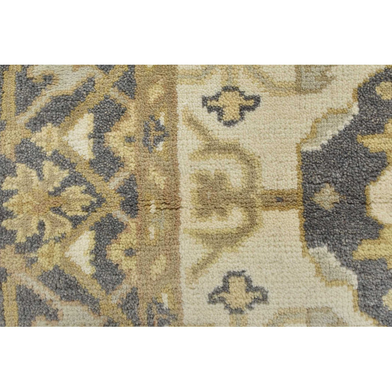 Tapis blanc unique de 3 pi 10 po x 6 pi