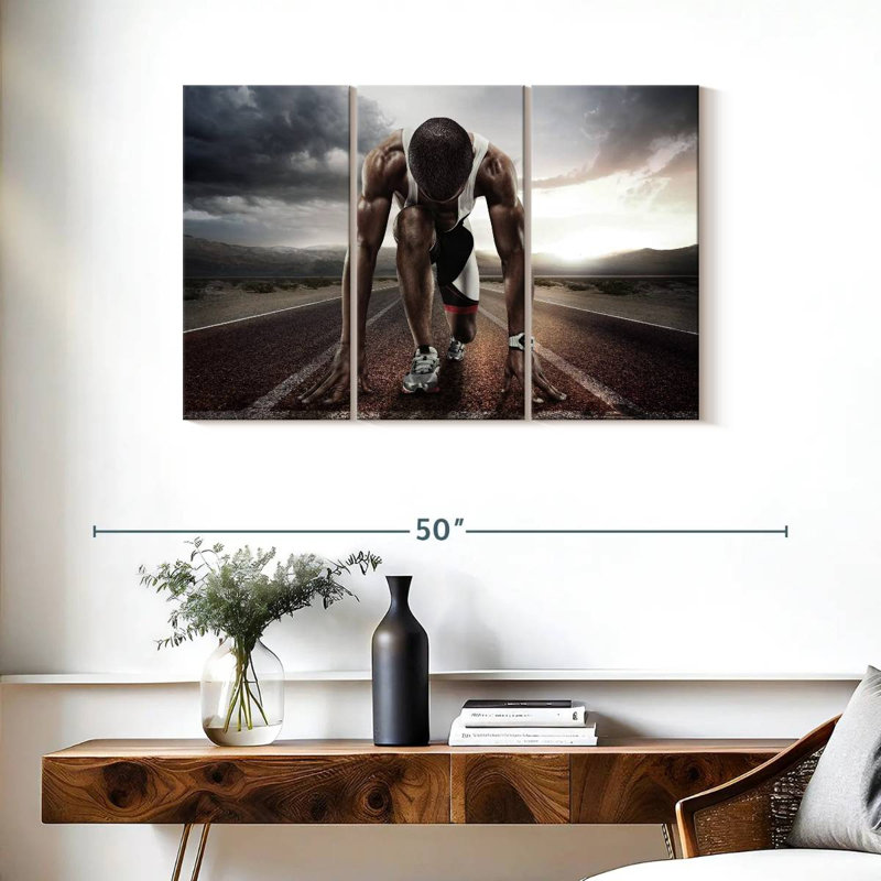 Sireci Track Sprinter, 24" H x 38" W