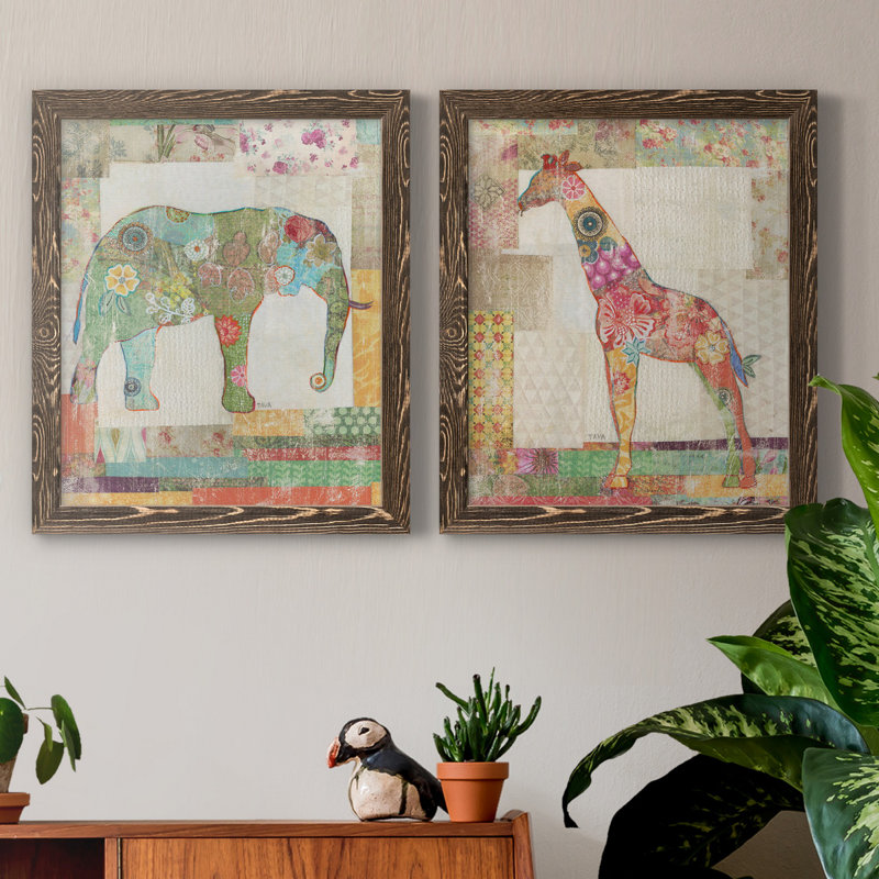 «Elephant Montage», ensemble de 2 impressions, Toile avec cadre en noyer, Pas de tapis, H 20 po x l 17 po x P 1 po