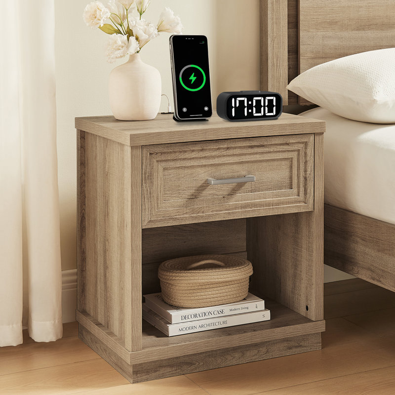 Ensemble de chambre à coucher 3 pièces, lit grand avec lumières DEL et table de chevet, commode 7 tiroirs