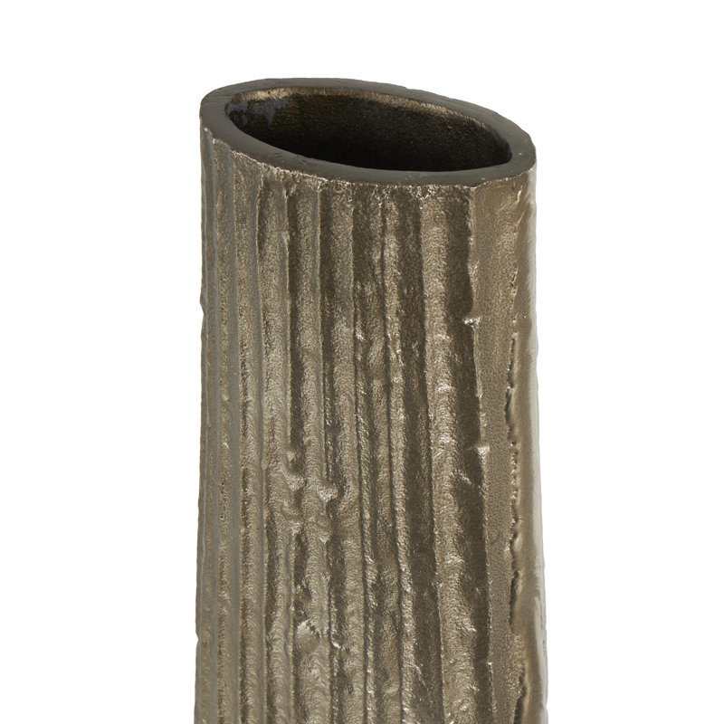 Vase en métal plat en aluminium avec crêtes texturées Jennalyn, H 35,5 po x l 7,5 po x P 4 po
