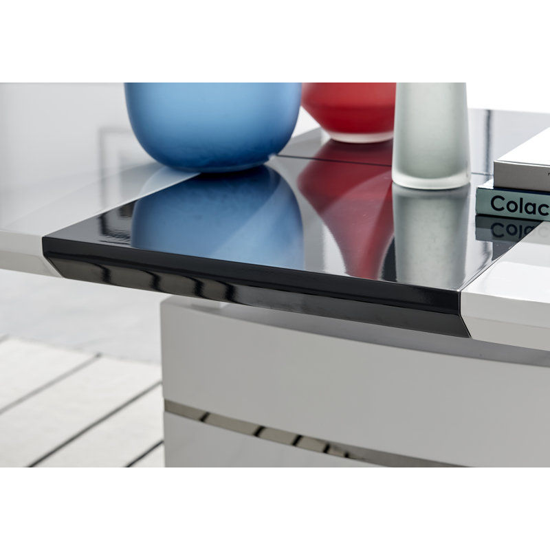 Chowchilla Extendable Dining Table