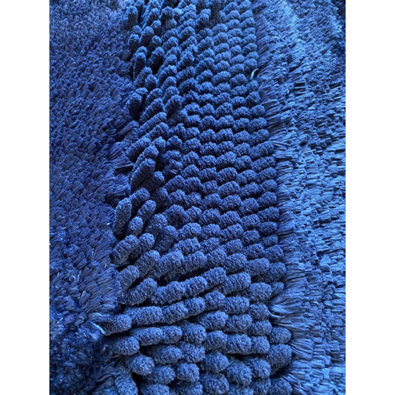 Ananas, Navy