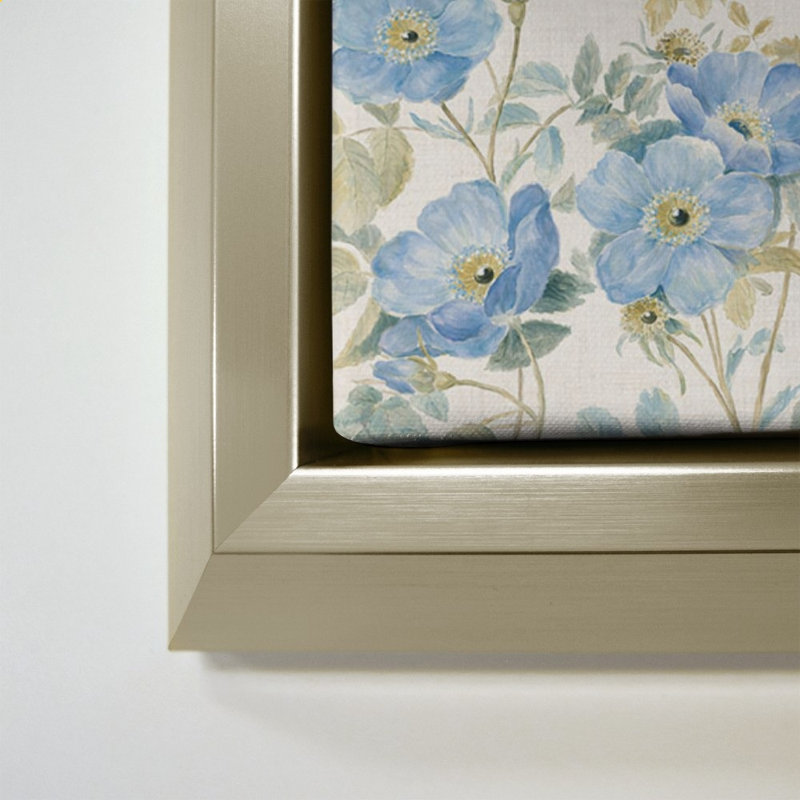 Plus de fleurs bleues, 40" H x 40" W, Champagne