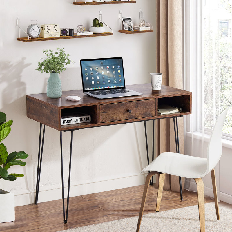 Bureau d'écriture pour ordinateur personnel, Brun